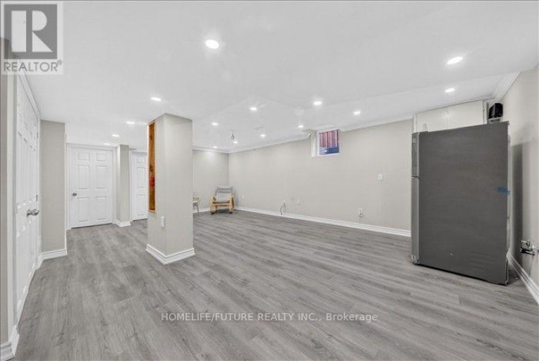 63 CHLOE CRESCENT, Markham (Middlefield), Ontario, L3S2H8