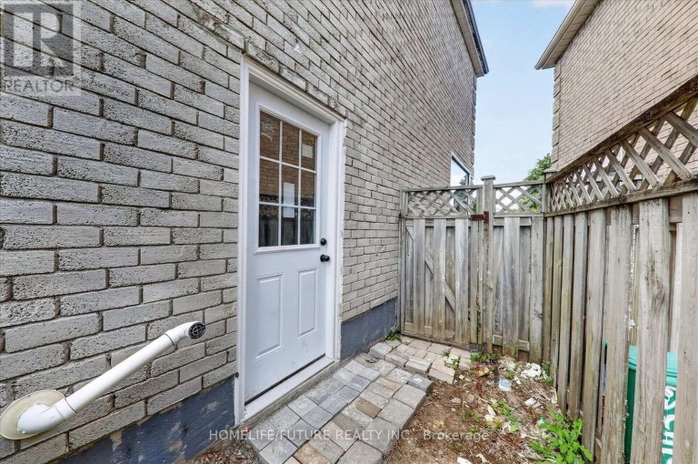 63 CHLOE CRESCENT, Markham (Middlefield), Ontario, L3S2H8
