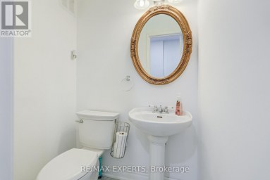 10 KNIGHTSBRIDGE WAY Markham (Markham Village) Ontario photo 17