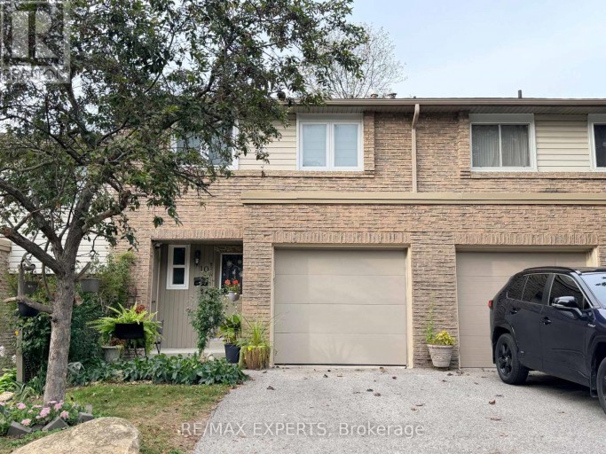 10 KNIGHTSBRIDGE WAY, Markham (Markham Village), Ontario, L3P3W5