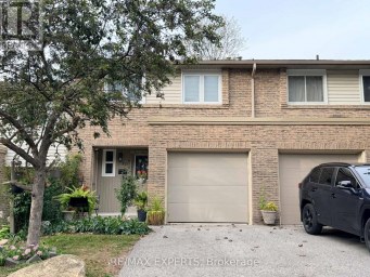 10 KNIGHTSBRIDGE WAY Markham (Markham Village) Ontario photo 3
