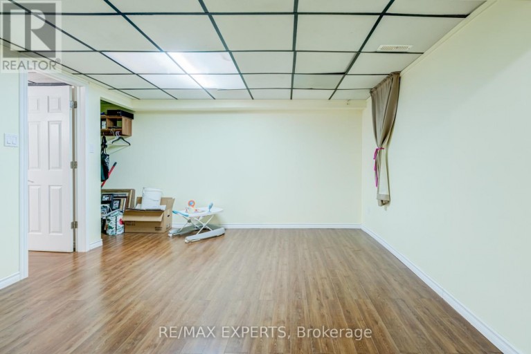10 KNIGHTSBRIDGE WAY, Markham (Markham Village), Ontario, L3P3W5