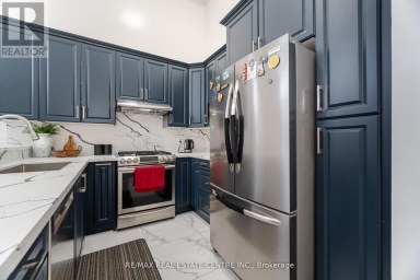 24 FUTURA AVENUE Richmond Hill (Rouge Woods) Ontario photo 13