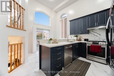 24 FUTURA AVENUE Richmond Hill (Rouge Woods) Ontario photo 15