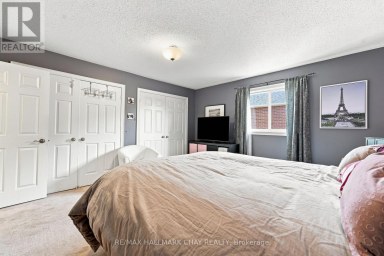 167 THE QUEENSWAY Barrie (Innis-Shore) Ontario photo 18
