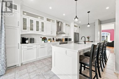 167 THE QUEENSWAY Barrie (Innis-Shore) Ontario photo 2