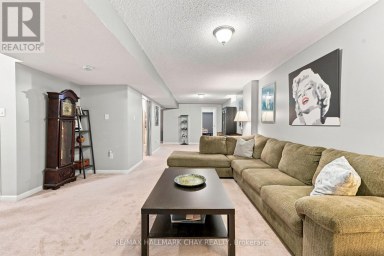 167 THE QUEENSWAY Barrie (Innis-Shore) Ontario photo 20
