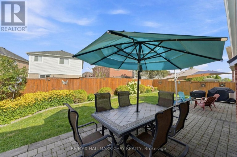 167 THE QUEENSWAY, Barrie (Innis-Shore), Ontario, L4M0B5