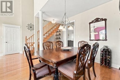 167 THE QUEENSWAY Barrie (Innis-Shore) Ontario photo 9