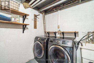 E4 - 63 FERRIS LANE Barrie (Cundles East) Ontario photo 25
