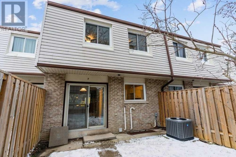 5 - 46 MOUNTAINVIEW ROAD S, Halton Hills (Georgetown), Ontario, L7G4K5