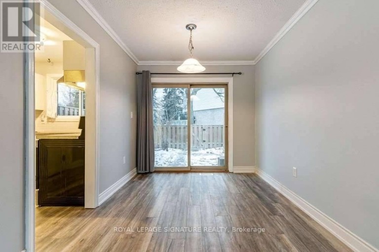 5 - 46 MOUNTAINVIEW ROAD S, Halton Hills (Georgetown), Ontario, L7G4K5
