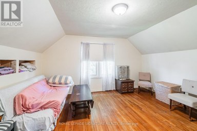 15 KEMP SQUARE Toronto (Brookhaven-Amesbury) Ontario photo 21