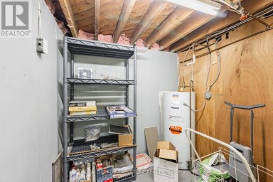 15 KEMP SQUARE Toronto (Brookhaven-Amesbury) Ontario photo 31