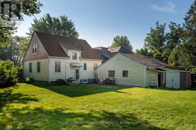 15 KEMP SQUARE, Toronto (Brookhaven-Amesbury), Ontario, M6M2V5