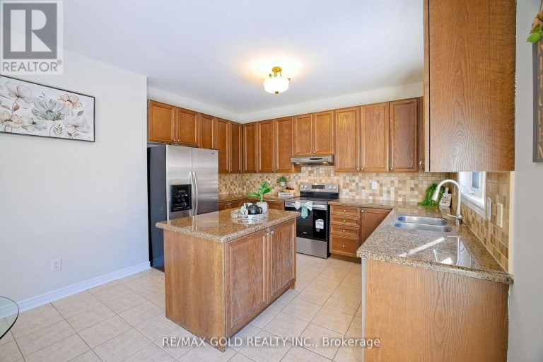 69 CALDERSTONE ROAD, Brampton (Bram East), Ontario, L6P2A7