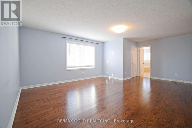 69 CALDERSTONE ROAD, Brampton (Bram East), Ontario, L6P2A7