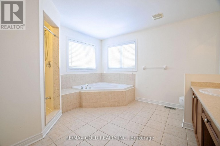 69 CALDERSTONE ROAD, Brampton (Bram East), Ontario, L6P2A7
