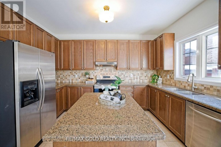 69 CALDERSTONE ROAD, Brampton (Bram East), Ontario, L6P2A7