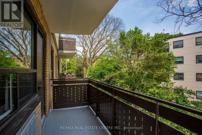 307 - 5 HILL HEIGHTS ROAD ROAD, Toronto (Stonegate-Queensway), Ontario, M8Y1Y9