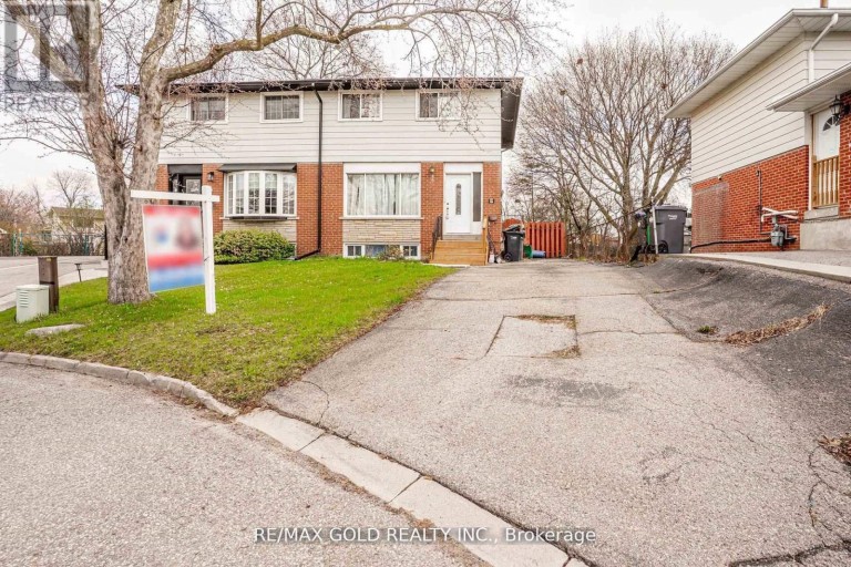 9 MORDON COURT, Brampton (Madoc), Ontario, L6V2B5