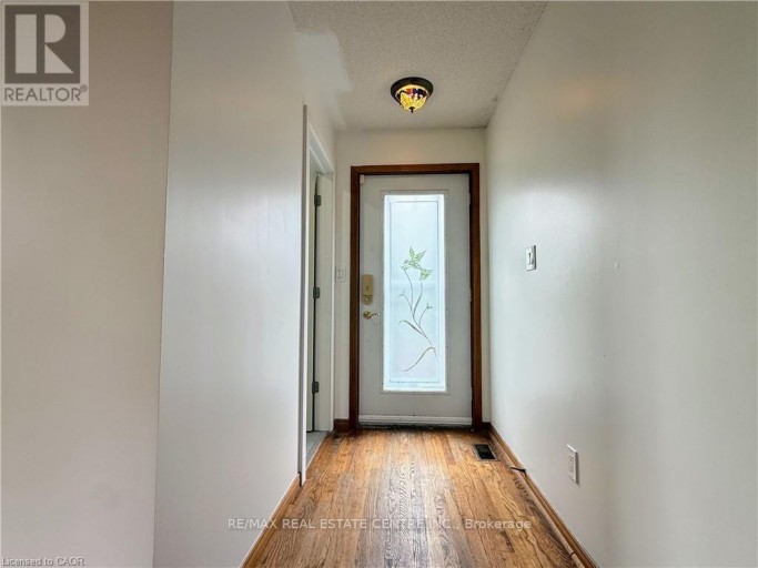 1 - 50 HADDINGTON STREET, Cambridge, Ontario, N1R3P9
