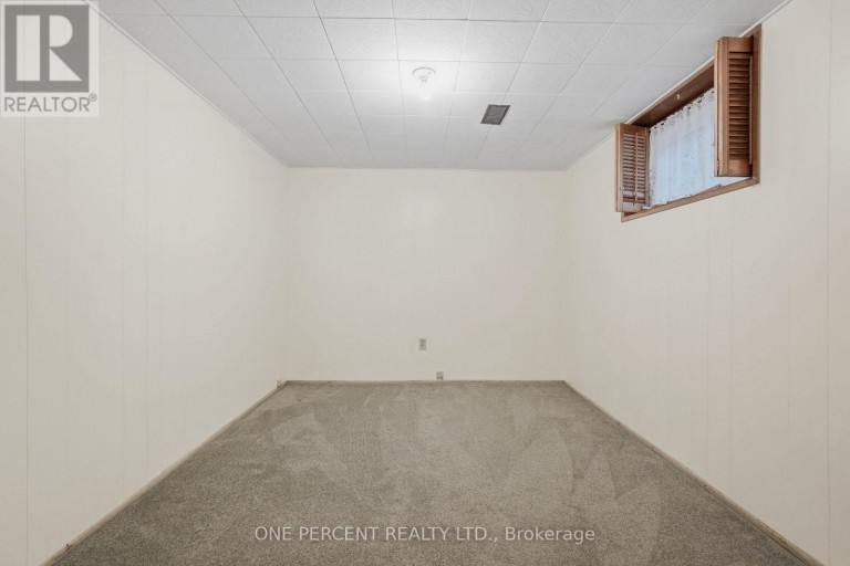137 PICTON STREET E, Hamilton (North End), Ontario, L8L3W7