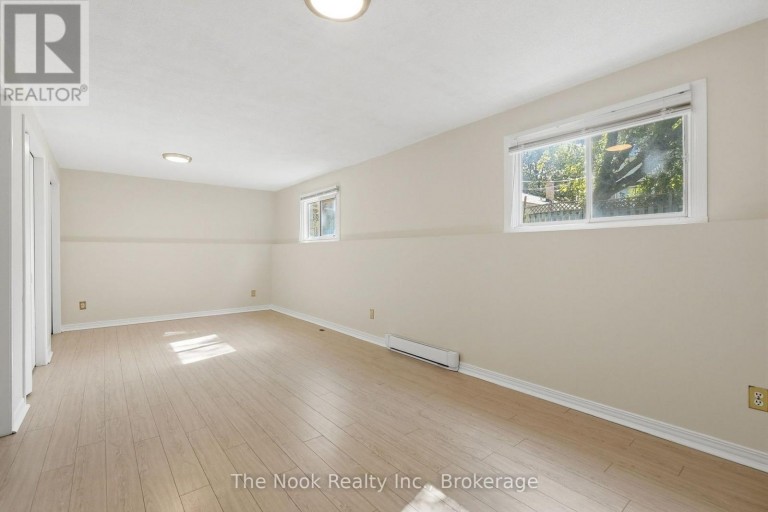 BASEMENT - 255 GREENWOOD AVENUE, Oshawa (Vanier), Ontario, L1J1W7