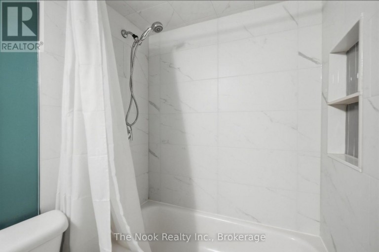BASEMENT - 255 GREENWOOD AVENUE, Oshawa (Vanier), Ontario, L1J1W7