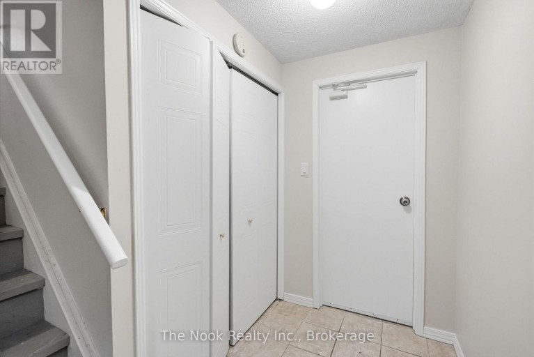 BASEMENT - 255 GREENWOOD AVENUE, Oshawa (Vanier), Ontario, L1J1W7