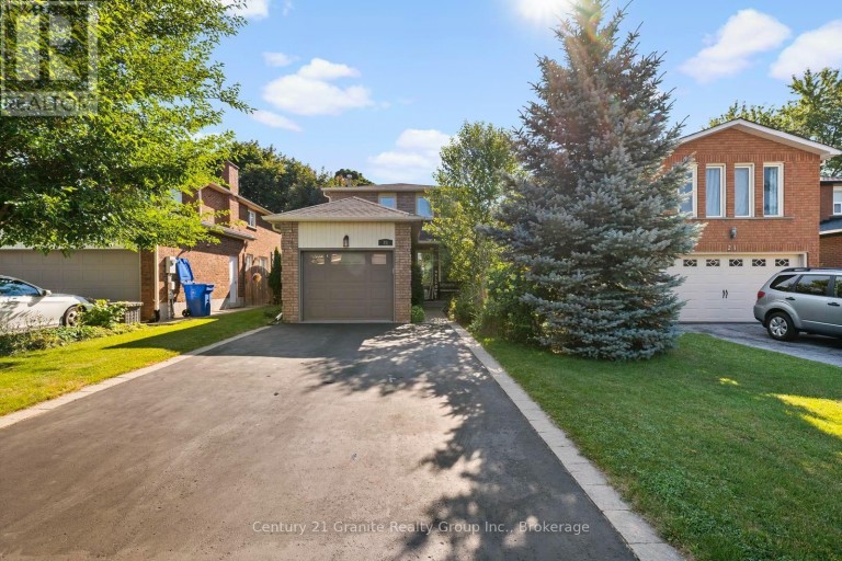 25 GREENWOOD ROAD, Whitchurch-Stouffville (Stouffville), Ontario, L4A5E8