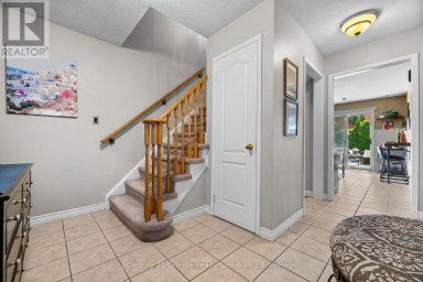 25 GREENWOOD ROAD Whitchurch-Stouffville (Stouffville) Ontario photo 4