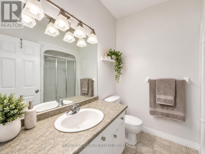 32 - 44 EDGEVALLEY ROAD, London East (East A), Ontario, N5Y5P6