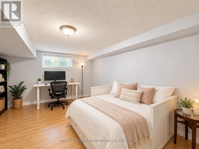 32 - 44 EDGEVALLEY ROAD, London East (East A), Ontario, N5Y5P6