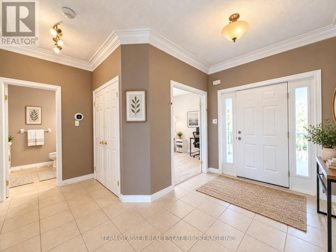 32 - 44 EDGEVALLEY ROAD, London East (East A), Ontario, N5Y5P6