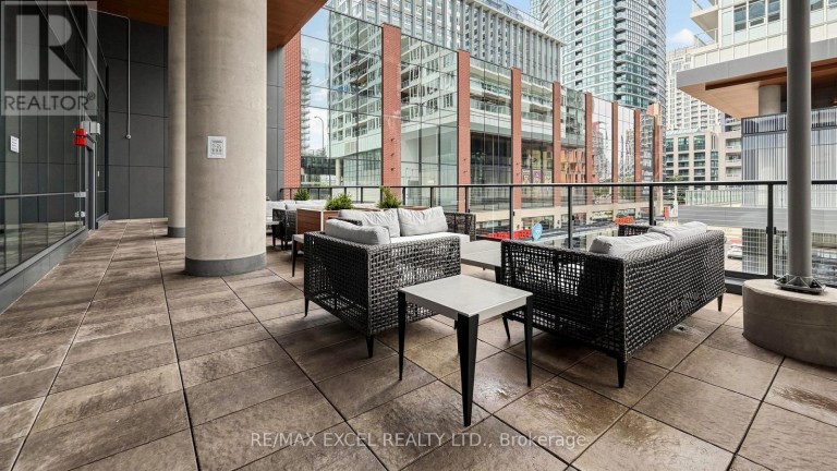 4002 - 17 BATHURST STREET, Toronto (Waterfront Communities), Ontario, M5V0N1