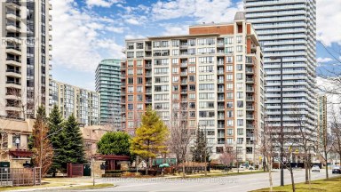 UPH09 - 28 BYNG AVENUE Toronto (Willowdale East) Ontario photo 1