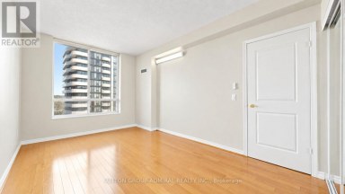UPH09 - 28 BYNG AVENUE Toronto (Willowdale East) Ontario photo 19