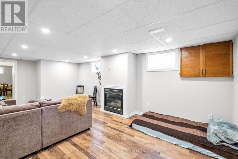 487 CUNNINGHAM AVENUE, Oshawa (McLaughlin), Ontario, L1J3C1