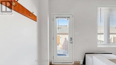19 BOOT TERRACE Toronto (York University Heights) Ontario photo 17