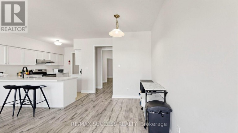19 BOOT TERRACE, Toronto (York University Heights), Ontario, M3J0A1