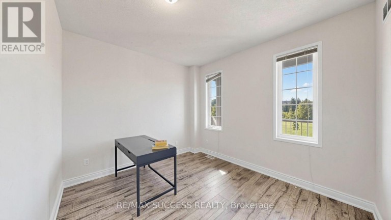 19 BOOT TERRACE, Toronto (York University Heights), Ontario, M3J0A1