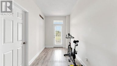 19 BOOT TERRACE Toronto (York University Heights) Ontario photo 28