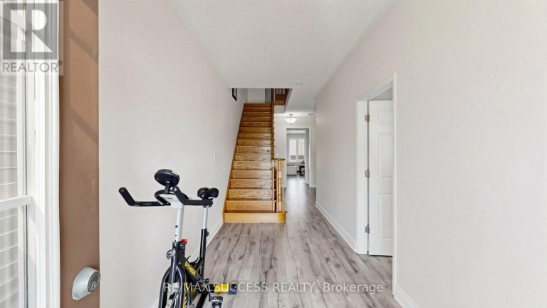 19 BOOT TERRACE, Toronto (York University Heights), Ontario, M3J0A1