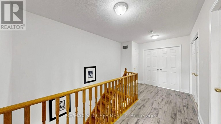 19 BOOT TERRACE, Toronto (York University Heights), Ontario, M3J0A1
