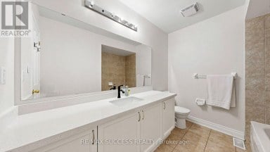 19 BOOT TERRACE Toronto (York University Heights) Ontario photo 40