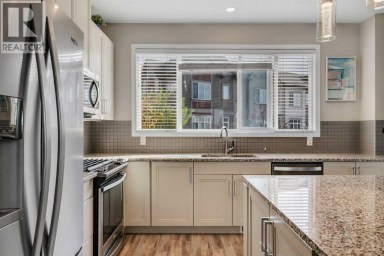 147 Copperstone Park SE Calgary Alberta photo 4