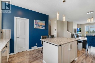 147 Copperstone Park SE Calgary Alberta photo 8