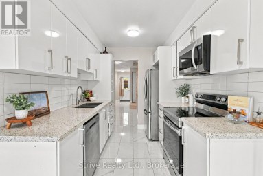 174 - 10 BASSETT BOULEVARD E Whitby (Pringle Creek) Ontario photo 14