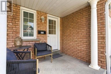 174 - 10 BASSETT BOULEVARD E Whitby (Pringle Creek) Ontario photo 3